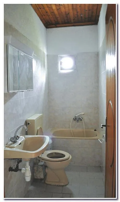 Apartment Studios Myloi Sikia