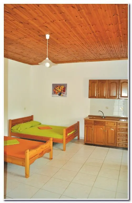 Studios Myloi Sikia Apartment